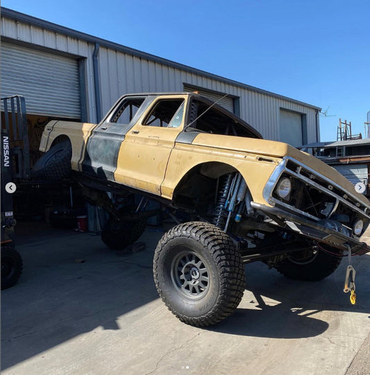Manny's '76 - BodyByHighboy